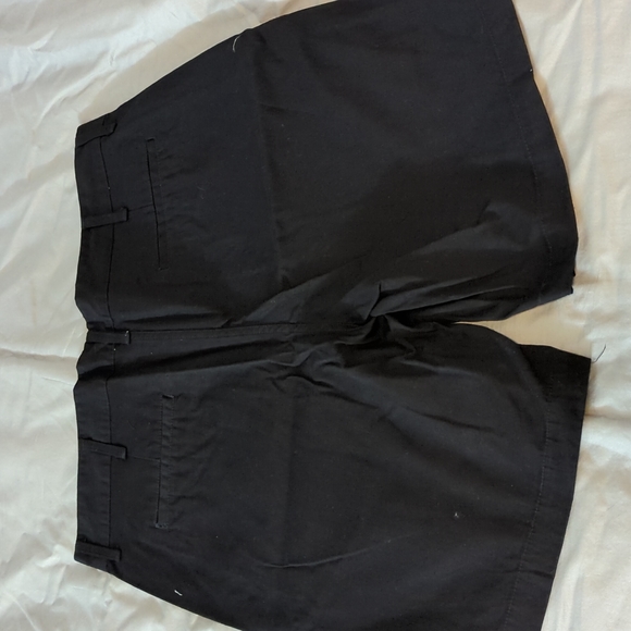 St. John's Bay Chino Shorts NWT - Picture 3 of 4